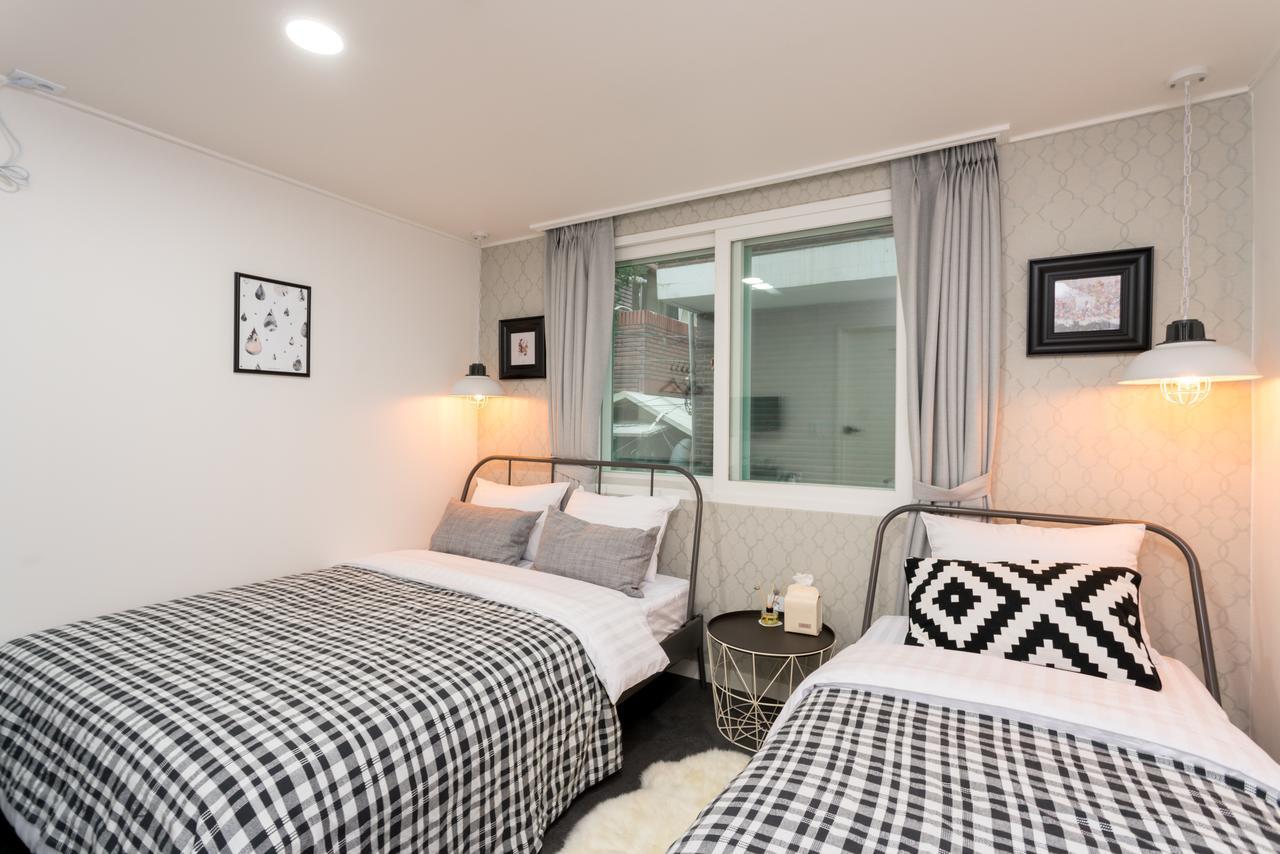 Neat House Hotel Seoul Bagian luar foto