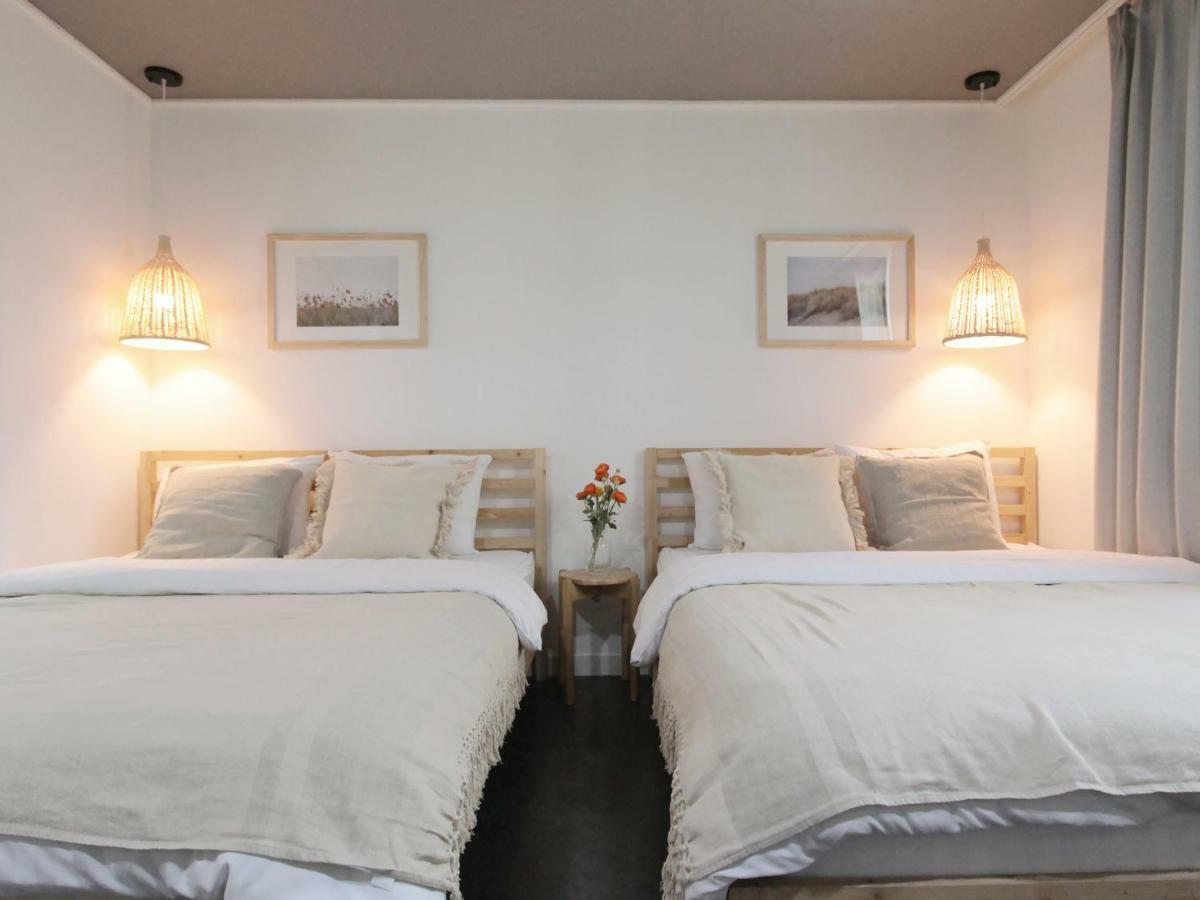 Neat House Hotel Seoul Bagian luar foto