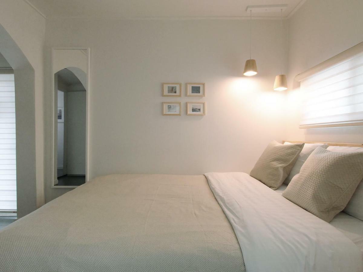Neat House Hotel Seoul Bagian luar foto